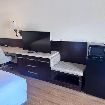 Travel Inn - Lugoff ภายนอก รูปภาพ